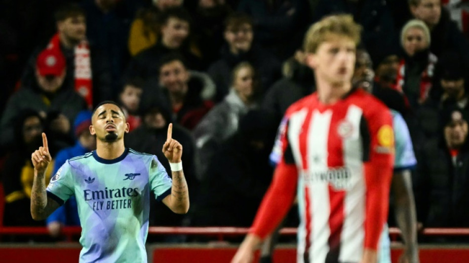 Com gols brasileiros, Arsenal vence Brentford de virada e recupera 2&ordm; lugar no Ingl&ecirc;s