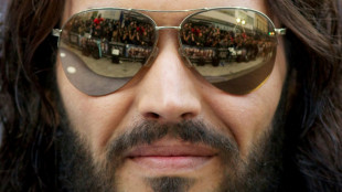 Neue Vorw&uuml;rfe gegen Russell Brand: Schauspieler soll sich vor Frau entbl&ouml;&szlig;t haben