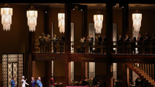 Alla Scala applauso a Segre prima dell'Inno di Mameli