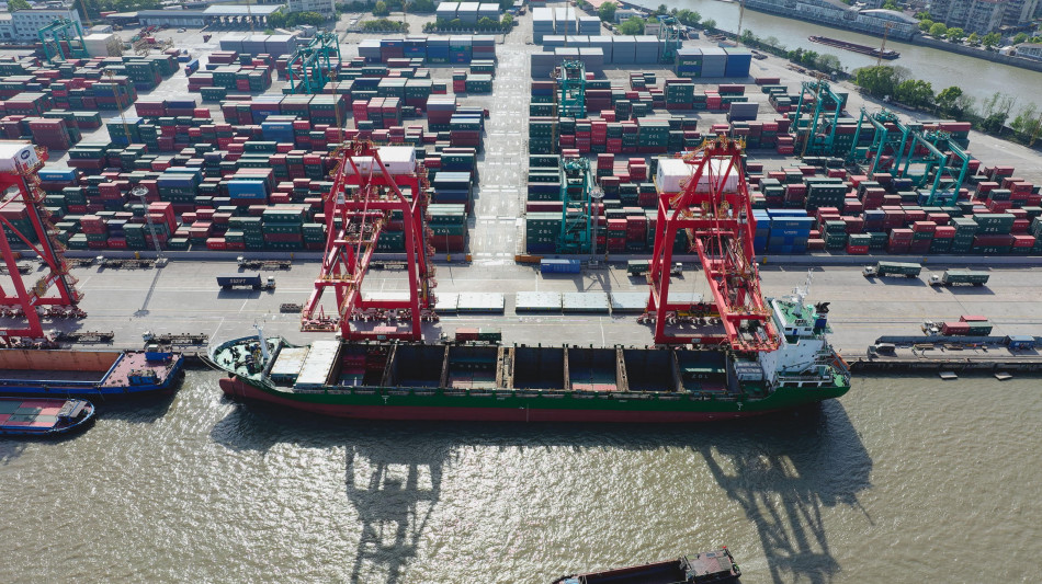 Cina a Trump, 'porta su colloqui commerciali &egrave; spalancata'