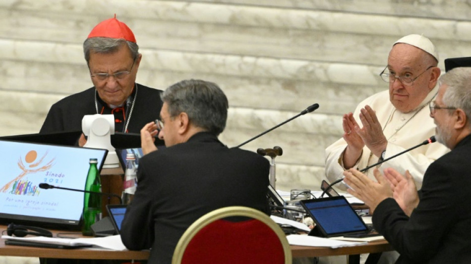 Igreja Cat&oacute;lica deixa 'aberta' quest&atilde;o de ordena&ccedil;&atilde;o de mulheres