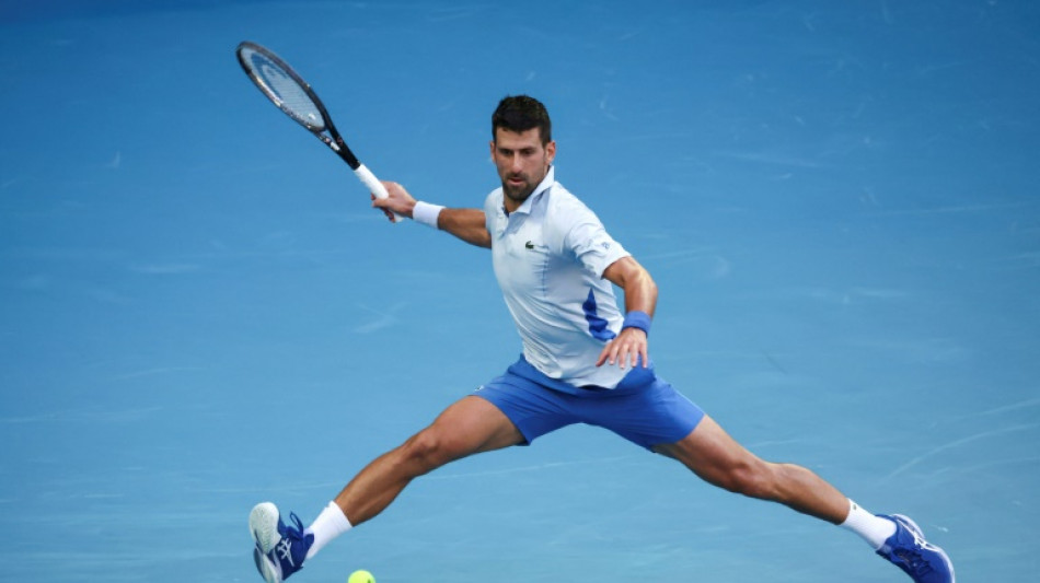 Djokovic e Sinner farão semifinal do Aberto da Austrália; Sabalenka atropela Krejcikova