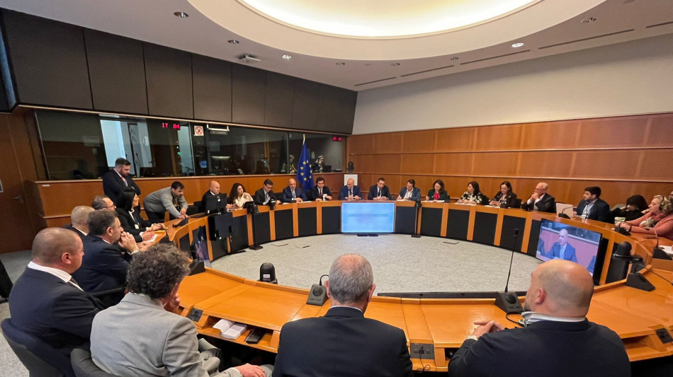 Florovivaismo, stop traffico nel Golfo blocca oltre mille container per Medio Oriente