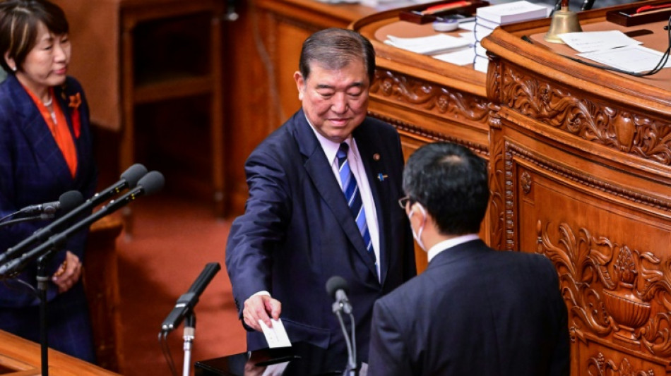 Novo premi&ecirc; japon&ecirc;s enfrenta o risco de perder maioria em elei&ccedil;&otilde;es antecipadas