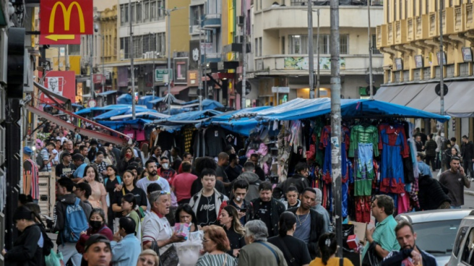 Rua 25 de março entra na mira de Trump