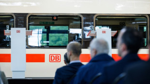 Bahn stellt Fernverkehr in Norddeutschland vor&uuml;bergehend ein