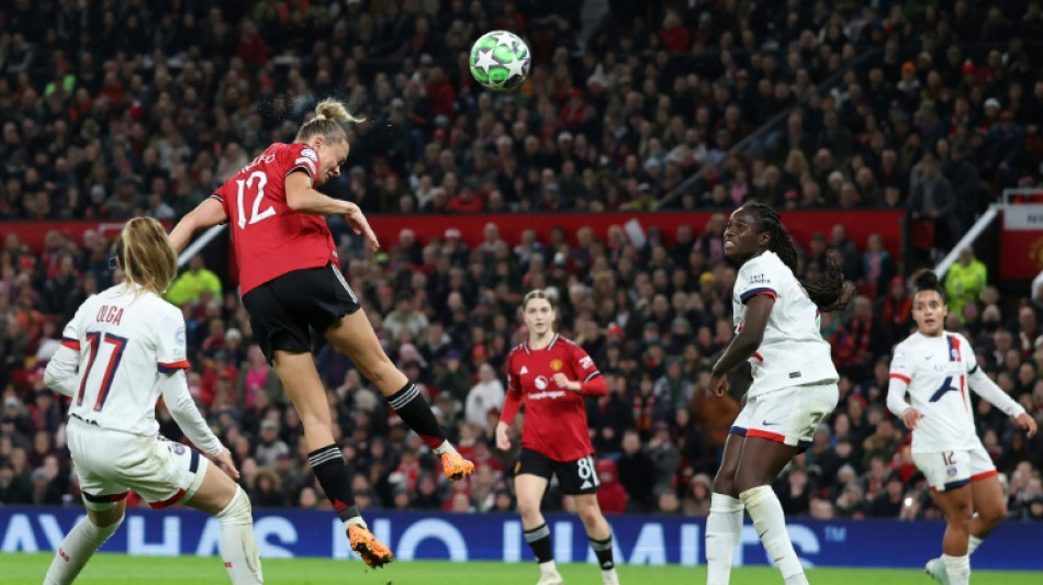 Ligue des Champions féminine: le PSG à la peine chute à Manchester