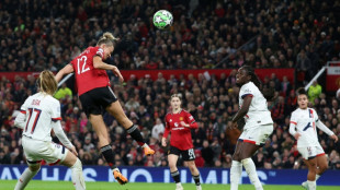 Ligue des Champions féminine: le PSG à la peine chute à Manchester