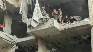 Israel e L&iacute;bano mant&ecirc;m primeiros contatos civis diretos em d&eacute;cadas