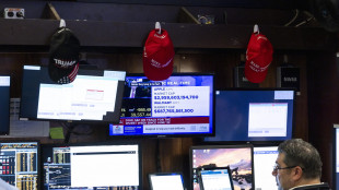 Borsa: l'Europa arranca con le trimestrali, Milano -0,7%