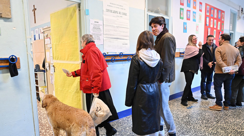Instant poll YouTrend-Sky, NO in testa con forchetta 49,5-53,5%, SI' al 46,5-50,5%