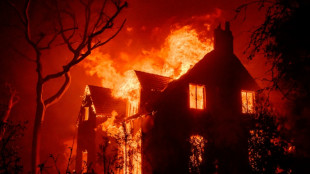 Munich Re pr&eacute;voit 1,2 millard de charges pour les incendies record de Los Angeles 