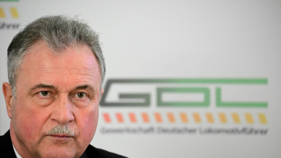 Bahn-Tarifabschluss l&ouml;st politische Debatte &uuml;ber 35-Stunden-Woche aus