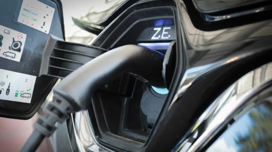 Private Ladestationen f&uuml;r E-Autos werden mit 500 Millionen Euro gef&ouml;rdert