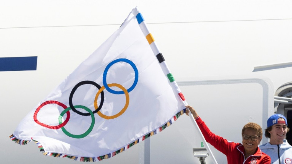 La bandera ol&iacute;mpica llega a Los &Aacute;ngeles y con ella la "presi&oacute;n" para 2028