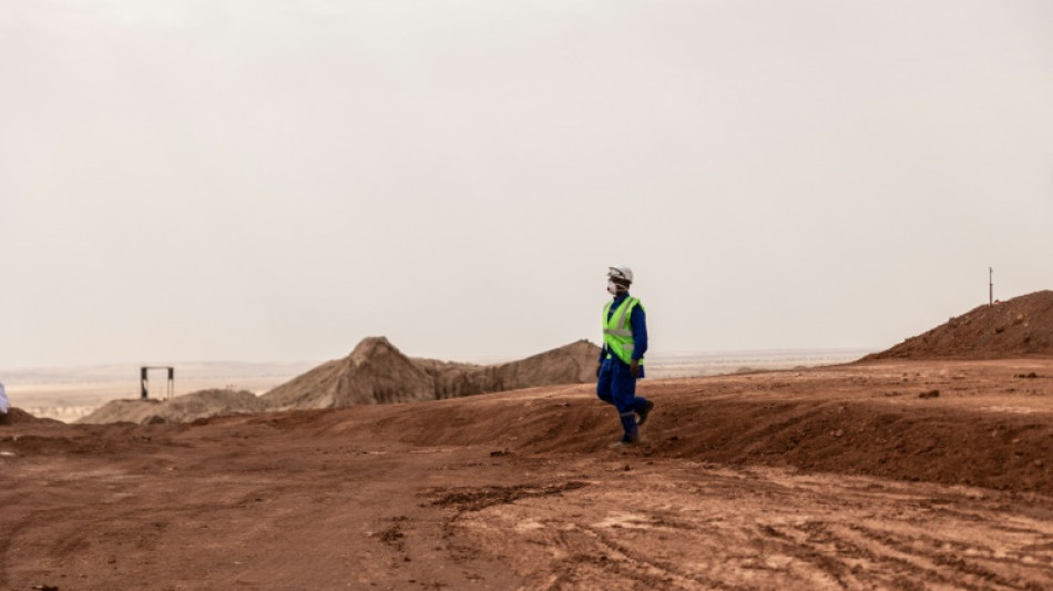 Worry, mistrust meet plans to secure waste from Niger uranium mine