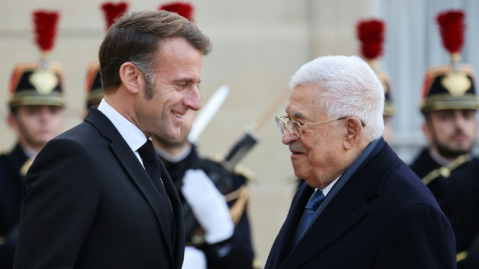 Projetos israelenses de anexa&ccedil;&atilde;o da Cisjord&acirc;nia seriam 'linha vermelha', diz Macron a Abbas