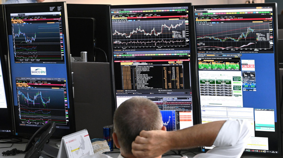 Lo spread tra Btp e Bund scende ancora, chiude a 61,9 punti