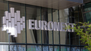 Borsa: L'Europa migliora, effetto colloqui Iran-Oman, Milano +0,2%