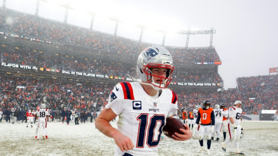 Patriots reach Super Bowl in blizzard-hit 10-7 win over Broncos