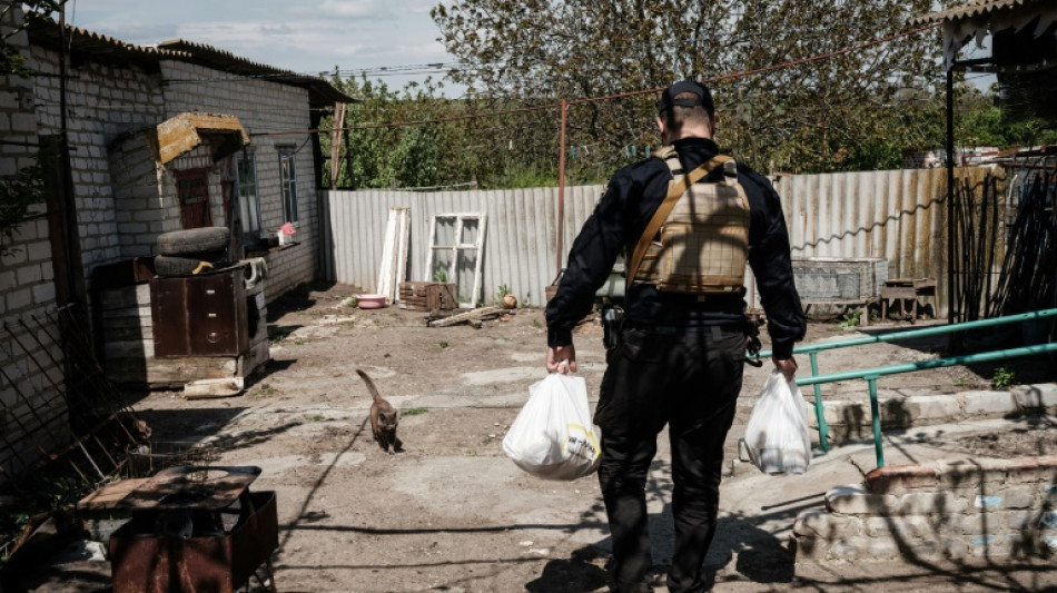 "Nous ne comptons pas pour eux": la col&egrave;re des Ukrainiens rest&eacute;s dans le Donbass