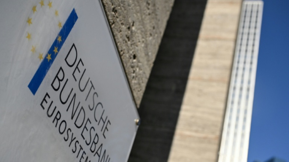 En Allemagne, les paiements sans esp&egrave;ces prennent le dessus, selon la Bundesbank
