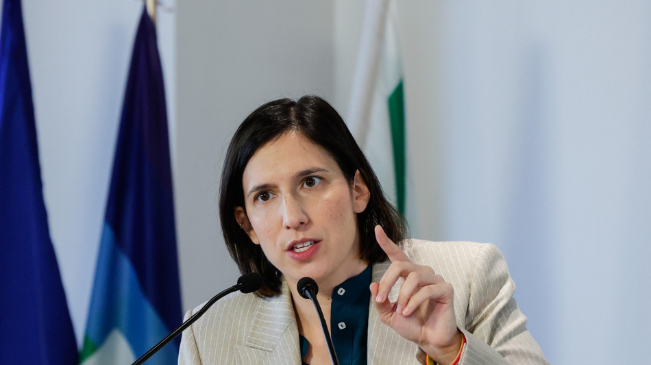 Schlein, il governo aggira la Costituzione giocando sulle parole