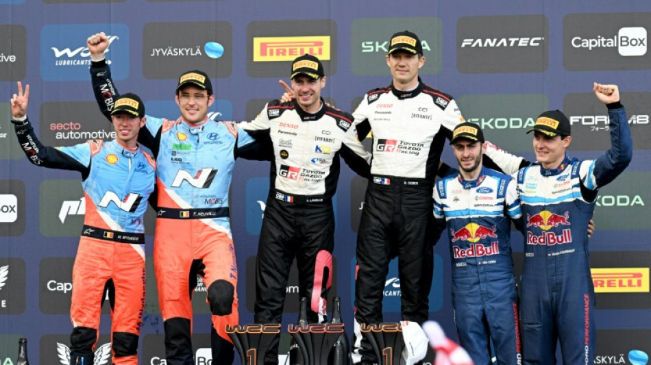 WRC: S&eacute;bastien Ogier remporte le rallye de Finlande, Neuville prend le large au championnat