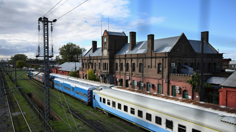L'Argentine et ses trains: un pays peine &agrave; se remettre sur les rails