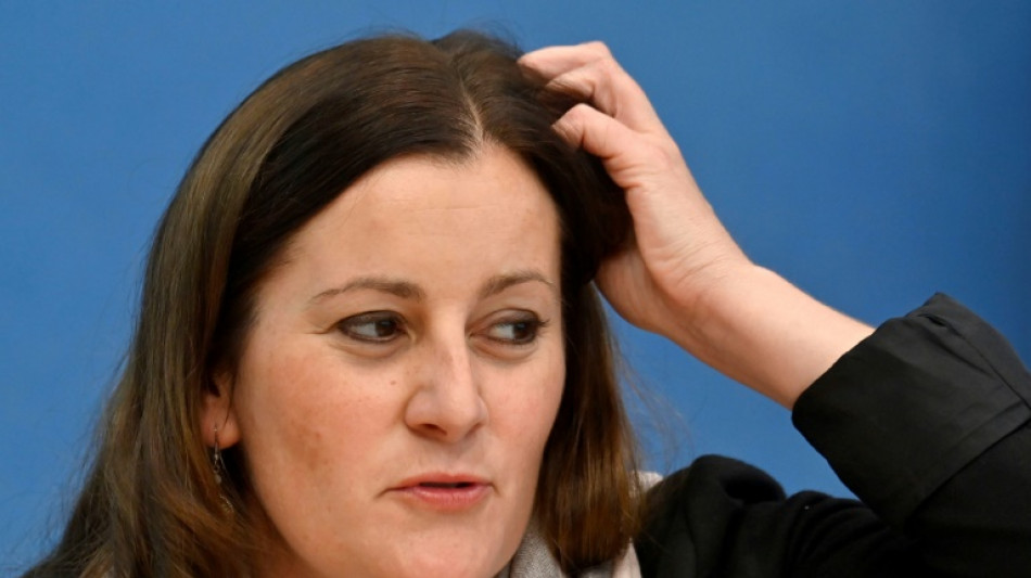 "Alles auf Kante gen&auml;ht in diesem Land": Linken-Chefin kritisiert Etatentwurf