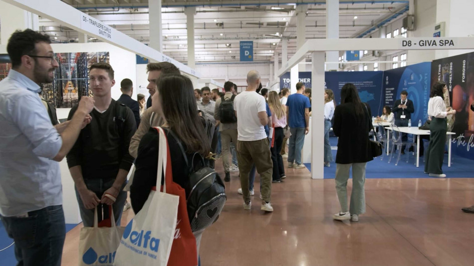 Ingegneria Italia, ridurre gap fra aziende e professionisti Stem