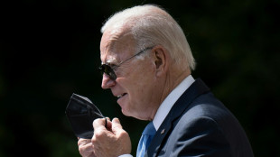 La Premi&egrave;re dame positive au Covid, Joe Biden portera le masque