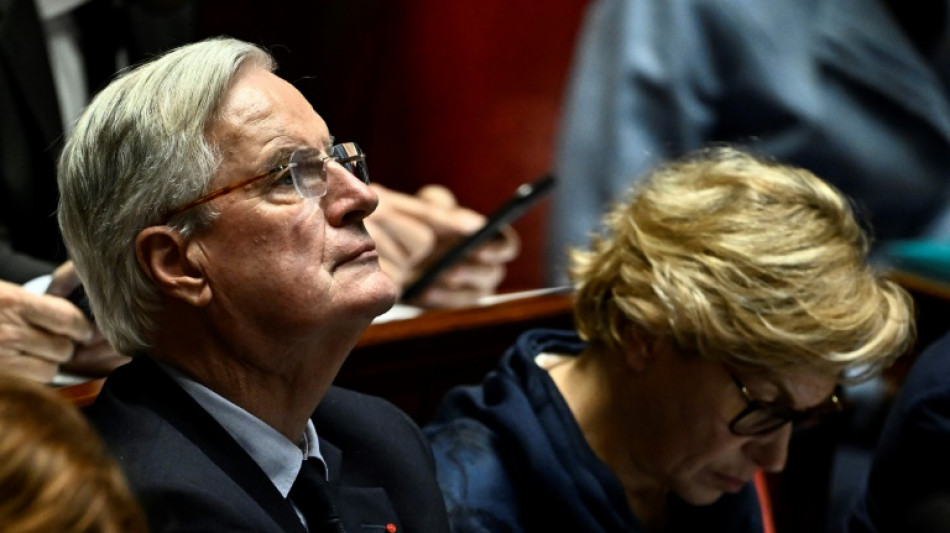 Deputados franceses come&ccedil;am a debater mo&ccedil;&otilde;es de censura contra o governo