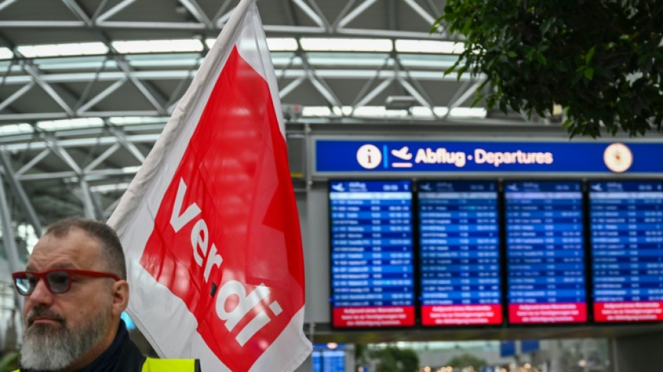 Warnstreiks an Flugh&auml;fen D&uuml;sseldorf und K&ouml;ln/Bonn - Viele Fl&uuml;ge gestrichen