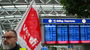 Warnstreiks an Flugh&auml;fen D&uuml;sseldorf und K&ouml;ln/Bonn - Viele Fl&uuml;ge gestrichen