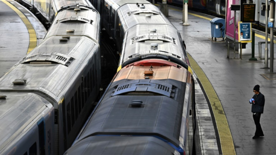 Gr&ouml;&szlig;ter Bahnstreik seit Jahrzehnten legt Zugverkehr in Gro&szlig;britannien lahm
