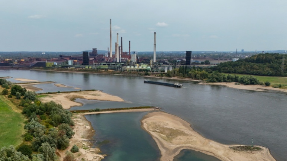 Niedrigwasser: Bilger erw&auml;gt Aufhebung von Sonn- und Feiertagsfahrverbot f&uuml;r Lkw