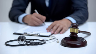 Un medico su 3 subisce denuncia, ma solo il 3% viene condannato