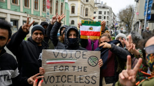 Le pouvoir iranien se dit pr&ecirc;t &agrave; la guerre, apr&egrave;s des menaces de Trump