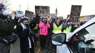 Manifestation &agrave; Minneapolis apr&egrave;s la mort d'une femme tu&eacute;e par un policier de l'immigration