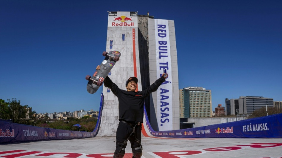 Hacer posible lo "casi imposible": el doble récord mundial del skater brasileño Sandro Dias