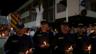 La Fiscalía de Colombia acusa de homicidio a dos guerrilleros por el ataque con un camión bomba