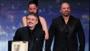 El rumano Cristian Mungiu gana su segunda Palma de Oro en Cannes con "Fjord"