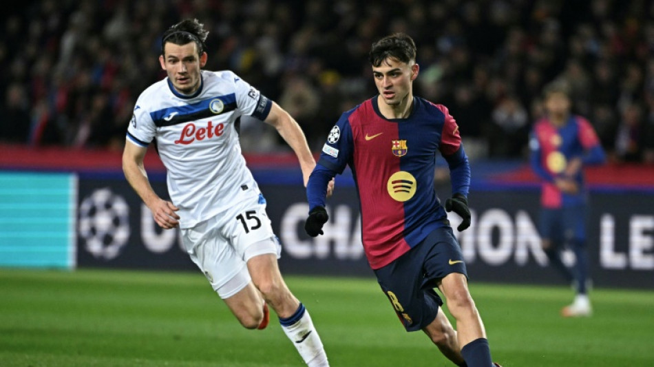 Pedri renova com Barcelona at&eacute; 2030