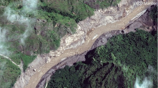 Staatssender: Nach Sturzflut in Tibet 555 Touristen aus Katastrophengebiet evakuiert