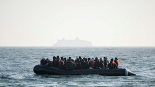 Britische Regierung strebt deutlich mehr R&uuml;ckf&uuml;hrungen von Migranten an