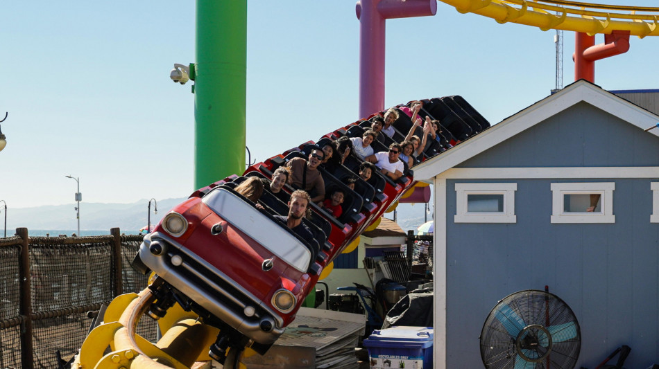 Incidente sulle montagne russe di Six Flags ad Atlanta, un morto e numerosi feriti