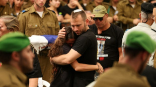 Israël attend les corps d'otages, la Turquie envoie des équipes de recherche