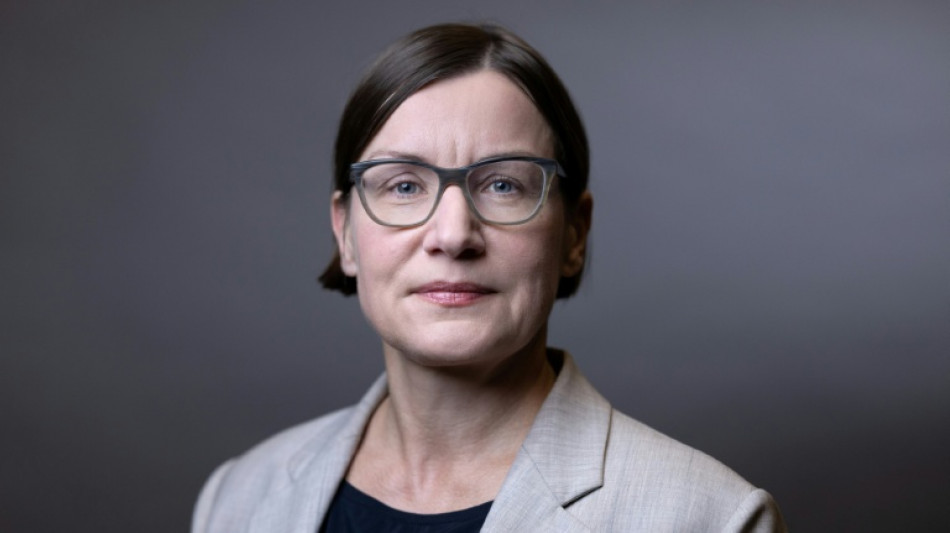 La Croix-Rouge r&eacute;duit de 17% son budget, 2.900 postes supprim&eacute;s