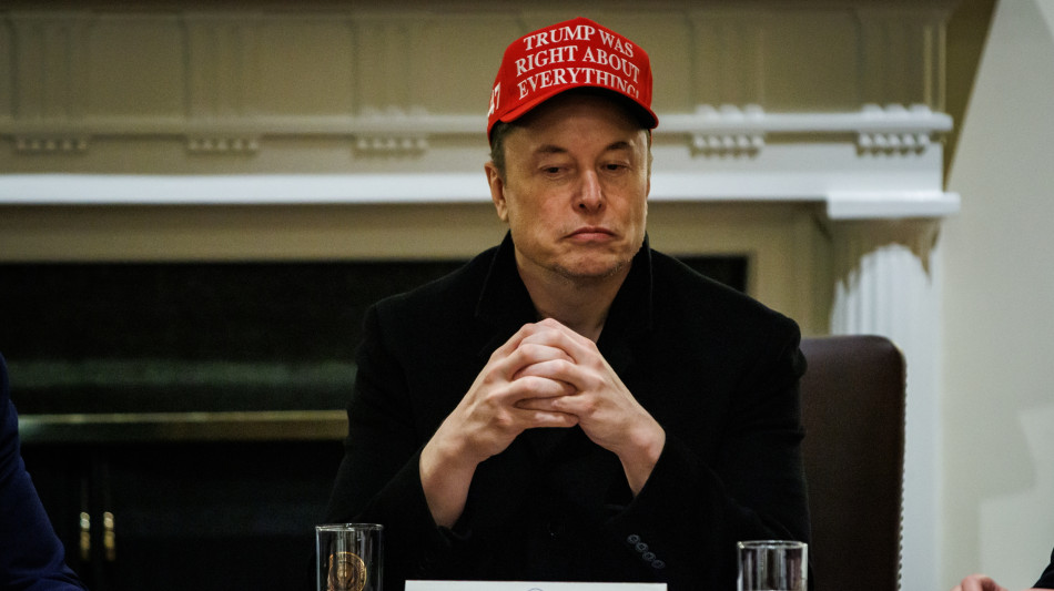 Media, 'Trump ha detto alla sua cerchia che Musk lascerà presto'
